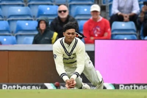 Jaiswal's Fielding Under Fire: Headingley Errors Spark Resurfacing of MCG Drop Compilation