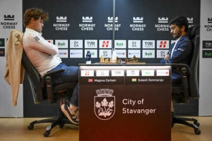 Carlsen Tempers Expectations for World Champion Gukesh, Cites Praggnanandhaa's Impressive Form