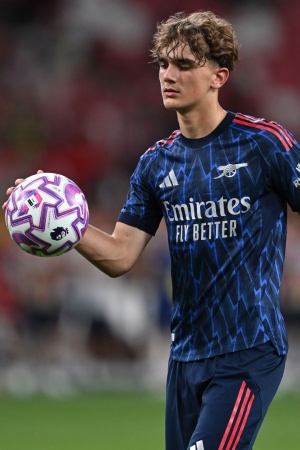Arsenal's 15-Year-Old Prodigy Max Dowman: The Next Big Thing From Hale End?
Or Alternatively:
Max Dowman: Is Arsenal's 15-Year-Old Sensation the Real Deal?