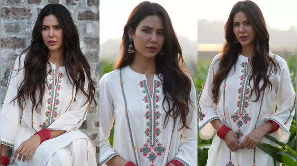 Sonam Bajwa accessorizing her floral salwar kameez