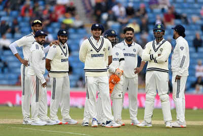 Indian team huddle before a match