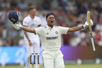 Yashasvi Jaiswal poised to break record.